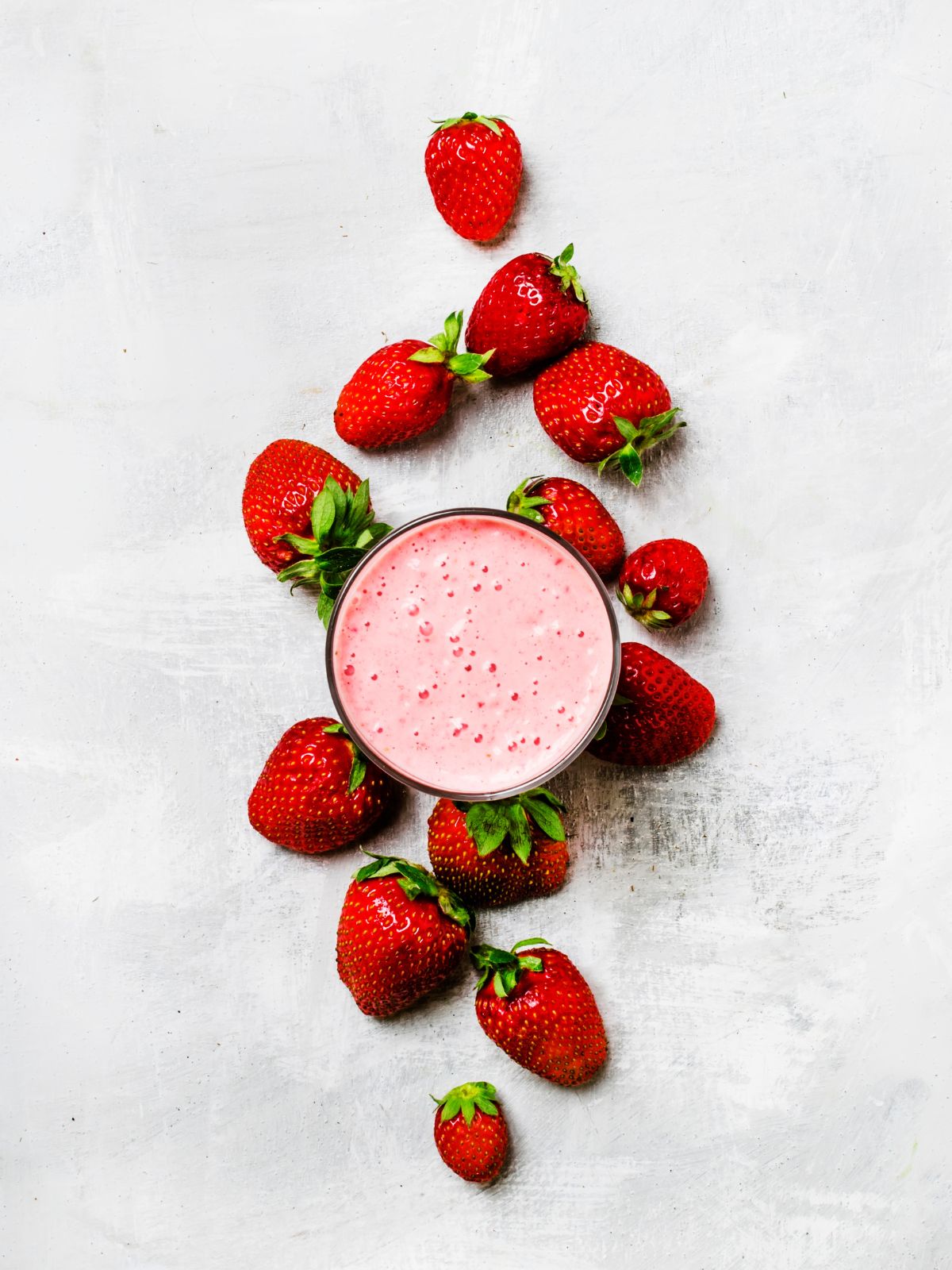 healthy vegan strawberry banana milkshake recipe